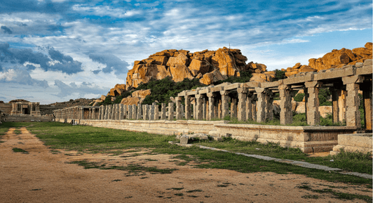 Där forntida kungadömen möter moderna underverk